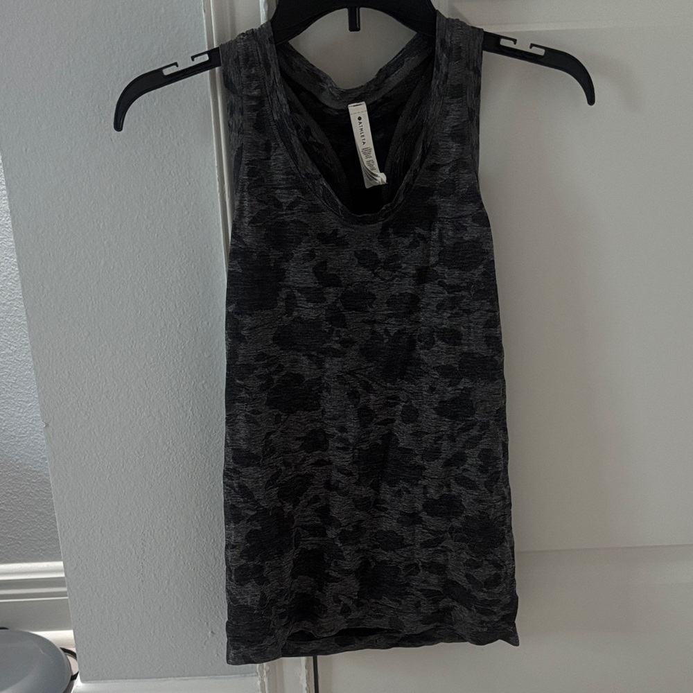 Athleta Dark Gray Camo Tank Top